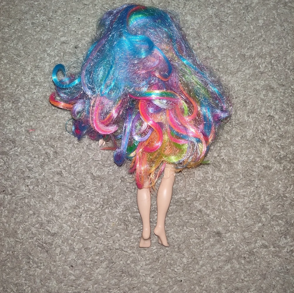 Rainbow High Doll Rainbow Hair w/ Cheer Outfit – MGA Fashion Doll – Used